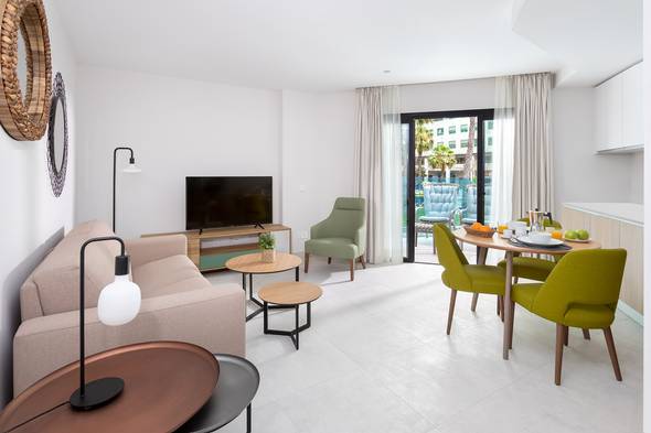 Televisión smart tv Apartamentos ART Las Palmas Gran Canaria