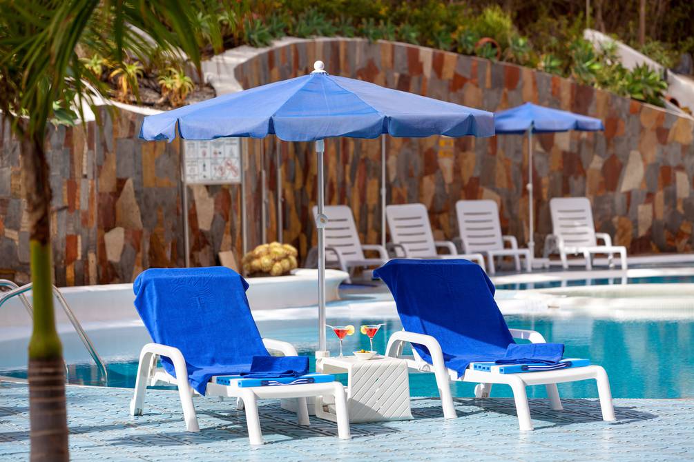 Terraza solárium y piscina MUR Aparthotel Buenos Aires Gran Canaria Terraza solárium y piscina MUR Aparthotel Buenos Aires Gran Canaria