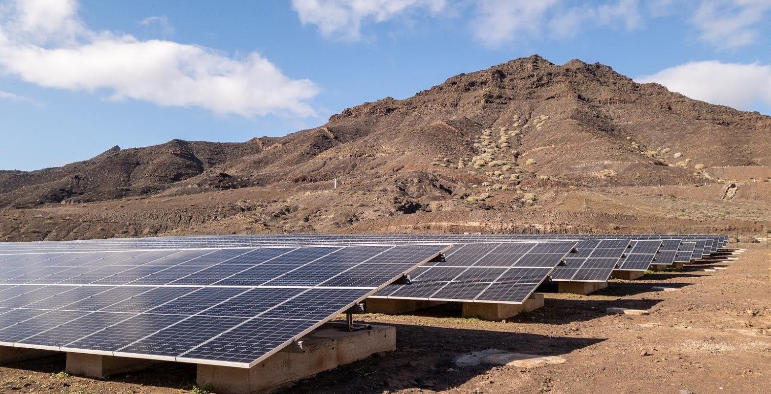 Consumimos lo que producimos - Nueva planta fotovoltaica en La Aldea de San Nicolás MUR Hotels Consumimos lo que producimos - Nueva planta fotovoltaica en La Aldea de San Nicolás MUR Hotels