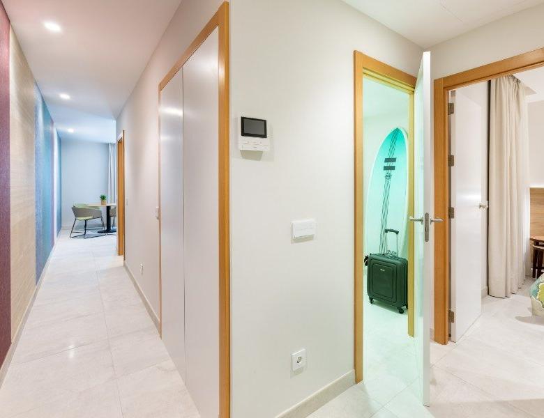 SONNENSEITE APARTMENT MIT ZWEI SCHLAFZIMMERN UND TEILWEISEM MEERBLICK Ferienwohnungen ART in Las Palmas de Gran Canaria SONNENSEITE APARTMENT MIT ZWEI SCHLAFZIMMERN UND TEILWEISEM MEERBLICK Ferienwohnungen ART in Las Palmas de Gran Canaria