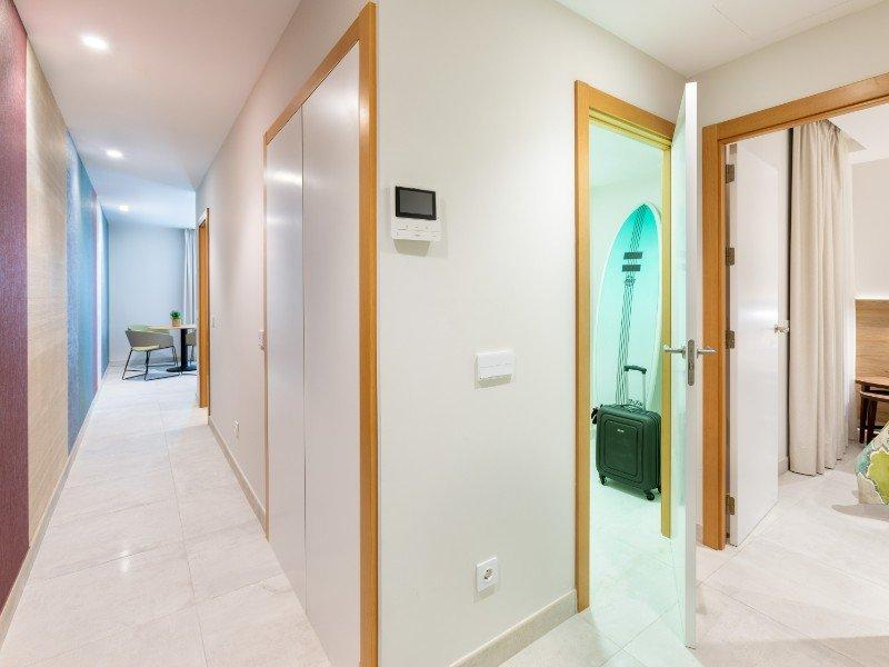SONNENSEITE APARTMENT MIT ZWEI SCHLAFZIMMERN UND TEILWEISEM MEERBLICK Ferienwohnungen ART in Las Palmas de Gran Canaria SONNENSEITE APARTMENT MIT ZWEI SCHLAFZIMMERN UND TEILWEISEM MEERBLICK Ferienwohnungen ART in Las Palmas de Gran Canaria