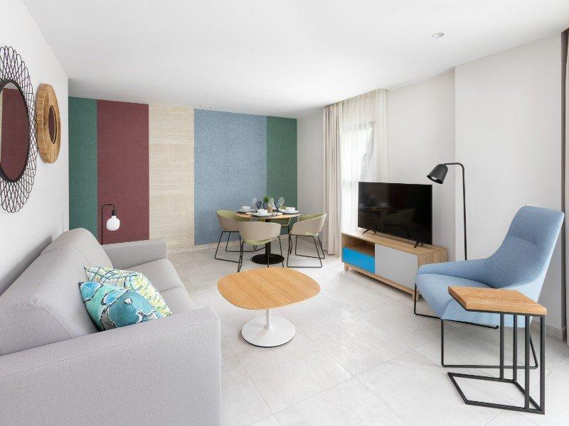 ZWEI-ZIMMER-WOHNUNG Ferienwohnungen ART in Las Palmas de Gran Canaria ZWEI-ZIMMER-WOHNUNG Ferienwohnungen ART in Las Palmas de Gran Canaria