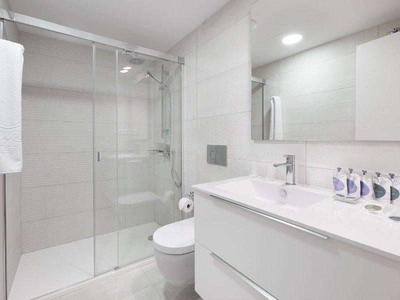 SONNENSEITE APARTMENT MIT ZWEI SCHLAFZIMMERN UND TEILWEISEM MEERBLICK Ferienwohnungen ART in Las Palmas de Gran Canaria SONNENSEITE APARTMENT MIT ZWEI SCHLAFZIMMERN UND TEILWEISEM MEERBLICK Ferienwohnungen ART in Las Palmas de Gran Canaria