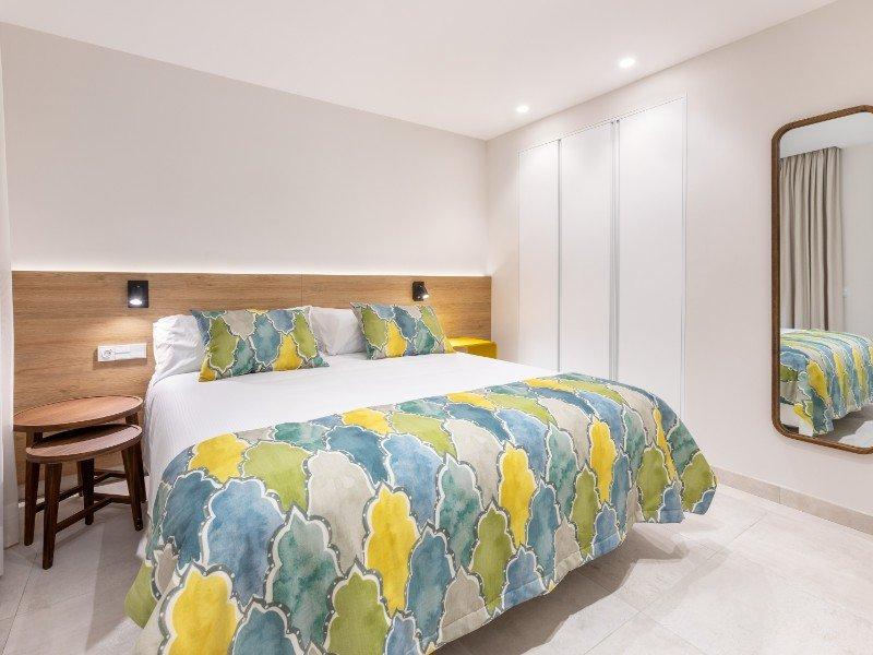 SUPERIOR-WOHNUNG MIT ZWEI SCHLAFZIMMERN Ferienwohnungen ART in Las Palmas de Gran Canaria SUPERIOR-WOHNUNG MIT ZWEI SCHLAFZIMMERN Ferienwohnungen ART in Las Palmas de Gran Canaria