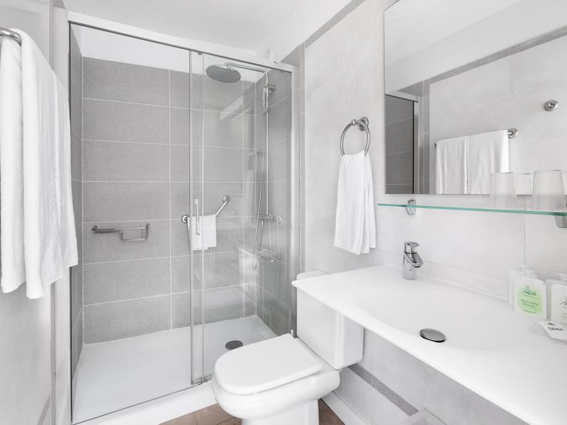 Bathroom MUR Apartamentos Buenos Aires Gran Canaria Bathroom MUR Apartamentos Buenos Aires Gran Canaria